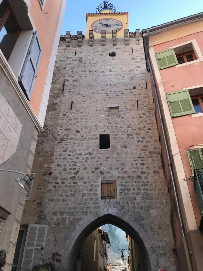 Studio Centre Ville Castellane Exterior foto